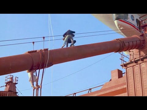 A View To A Kill | Bond v Zorin 🪓 | The BEST fights #5