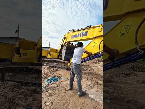 ไม่ใช่ของเราก็จริง #รถขุด #รถขุดไฮดรอลิค #แบ็คโฮ #Excavator #สร้างถนน #komatsu #บ่าวอุบลมักจก