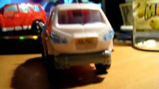preview picture of video 'Transformers Classics Universe 2.0 Ratchet 25th Anniversary'