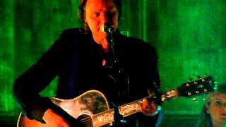 Tom McRae - My Vampire Heart w/ string quartet