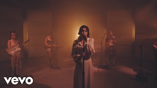 The Last Dinner Party - On Your Side (Apple Music Sessions)