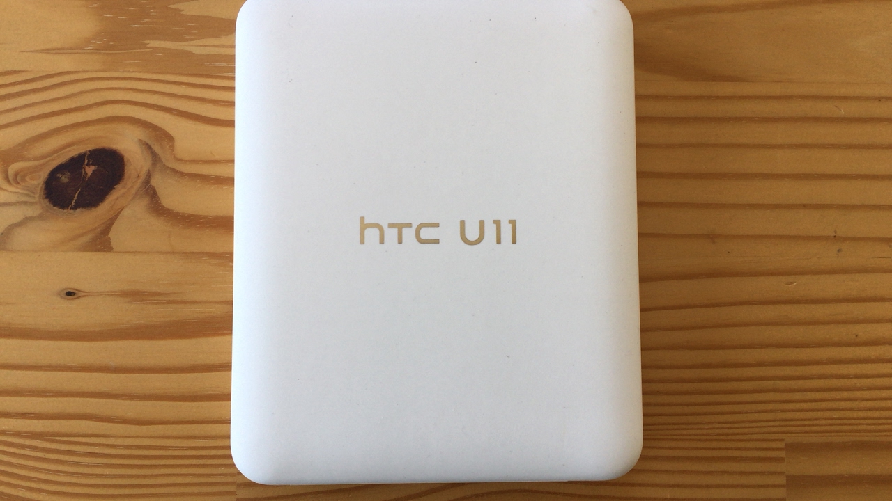 HTC U11 unboxing (live)