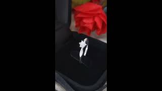 Vídeo de Anel Prata Solitário com 7 Zircônias