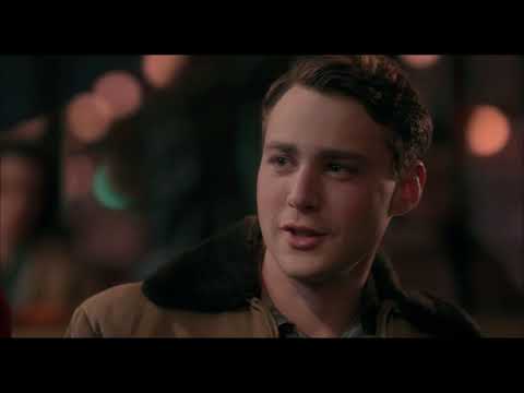 Brooklyn (2015) official trailer still of Eilis on a New York street