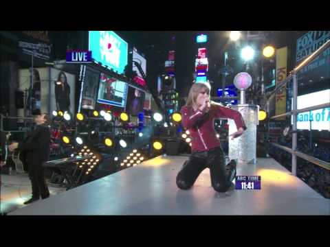 download lagu mp3 mp4 Taylor Swift News Years Eve, download lagu Taylor Swift News Years Eve gratis, unduh video klip Taylor Swift News Years Eve