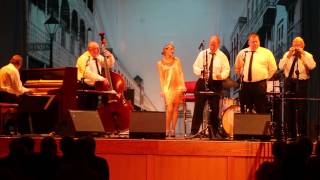 SINEAD McCABE & CASS CASWELL'S NEW ORLEANS UPDATE Streamline Train