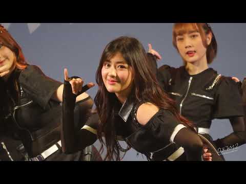 BNK48 Gygee - Believers @ BNK48 12th Single Believers Roadshow Concert [Fancam 4K 60p] 221204