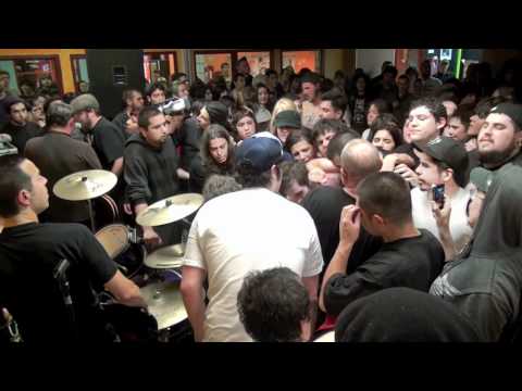 14 Los Dryheavers - Corazon de Oro (Final Show 6-11-11).mov