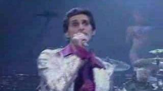 Janes Addiction - Just Because (Live Letterman 07.22.03)