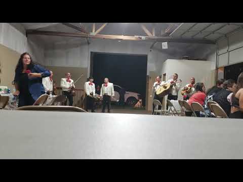 Mariachi playing Baby shark