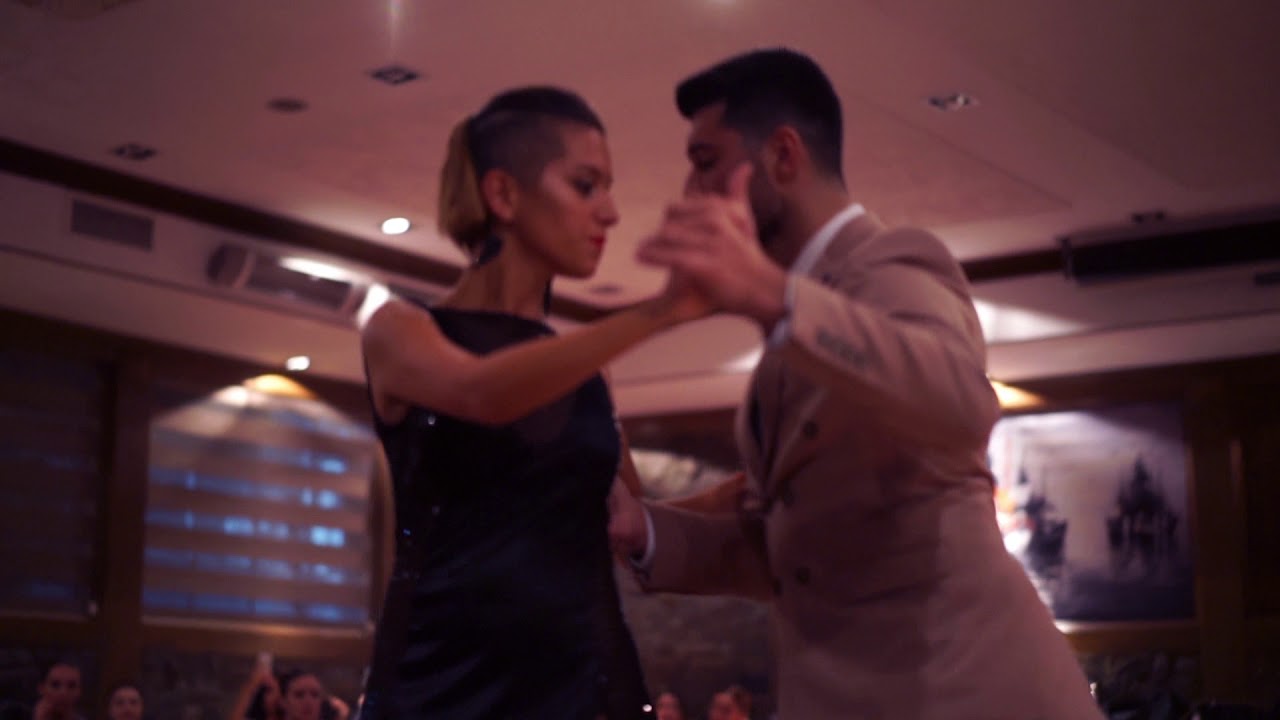 Ilgın Tetikcan & Ahmet Gezen - Pof Pof