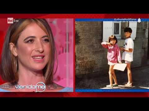 Ema Stokholma racconta la sua infanzia tra violenze fisiche e verbali - Vieni da me 26/05/2020