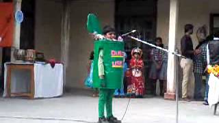 preview picture of video 'RUSHAD SIKDAR AS DUSTBIN AT SCHOOL'