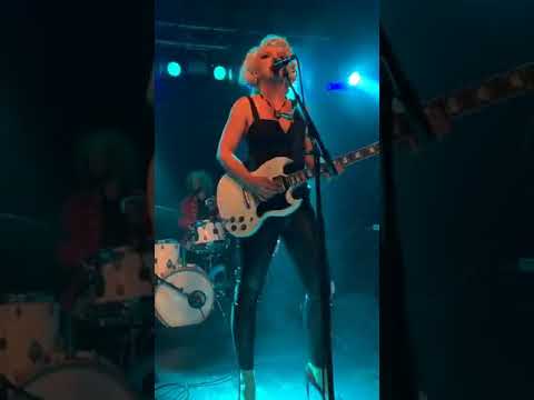 Samantha Fish live at The Garage
