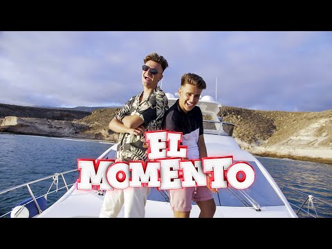 Adexe y Nau - El Momento (Videoclip Oficial)