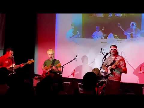 Wine Lips - Eyes / In the Clear