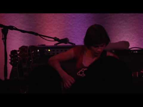 09 - Kaki King - Magazine (Live)