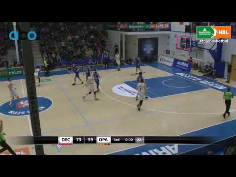 Lamb Autrey halfcourt