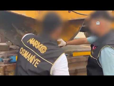 Osmaniye'de tıra yüklü asfalt silindirinde 77 kilo 650 gram uyuşturucu ele geçirildi