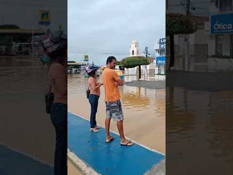 MUITA CHUVA EM LAGOA GRANDE -  PE - VÍDEO 1