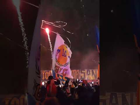 "recibimiento tigres vs cruz azul" Barra: Libres y Lokos &bull; Club: Tigres