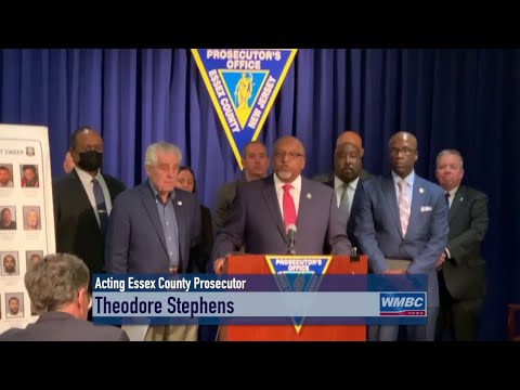 NJ Essex County Police Conduct Fugitive Warrant Sweep