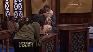 Father squeeze daughter breast in front of judge!!