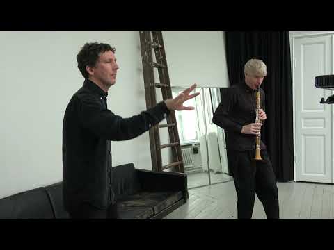 Martin Fröst plays Vivaldi with Jesper Nordin using the interactive music app Gestrument Pro