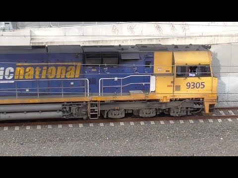 Australia: Trains @ North Strathfield, 30Sep17