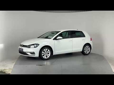 Volkswagen Golf TSI COMFORTLINE **FULL BLACK CLOTH - Image 2