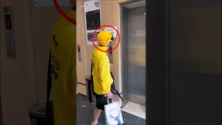 unbelievable. The arrogant guy didn't let the delivery boy get into the elevator.  😟 #shortvideo thumbnail