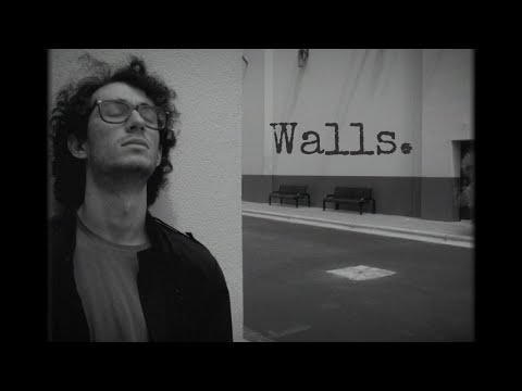 Walls. Walls. - A Lumière trailer thumbnail