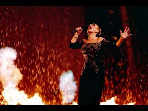 Video thumbnail for Set Fire To The Rain (Live In Las Vegas)