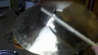 EDM Wholesalers Non-Branded 18 inch Light Crash Ride