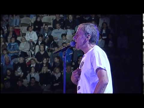 Roberto Vecchioni - Luci a San Siro - Standing ovation @ Festival Show - Arena di Verona