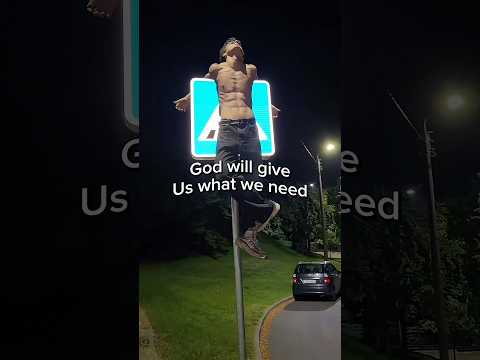 Kanye west FLOATING trend!🕴️😳