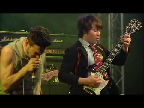 Dangerous Young AC/DC Tribute- Shoot To Thrill