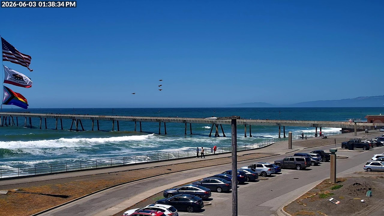 Live webcam view of Muelle de Pacifica en primer plano