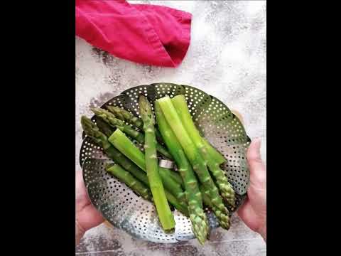 Involtini di asparagi prosciutto e besciamella