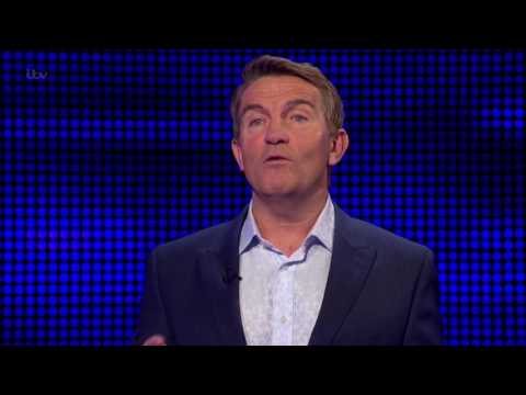 Robin Talks About His Falcon - The Chase