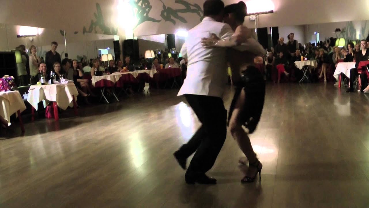 Sebastian Misse & Andrea Reyero, Anibal Troilo y F Fiorentino   Valsesito Amigo