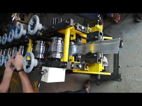 6 Rollers singal Design Rolling Shutter Strip Making Machine