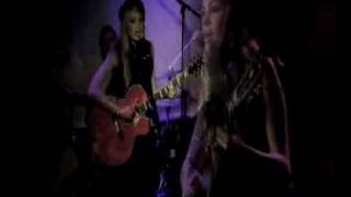 Caitlin Crosby &quot;Flawz&quot; Live NYC / CD available 6.23.09 / On iTunes Now!