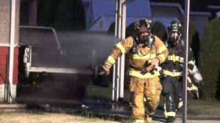 preview picture of video 'PORT MOODY FIRE DEPARTMENT AT PROPANE LEAKE FROM TRUCK BY BCNEWSVIDEO'