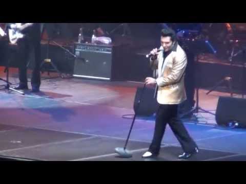 Elvis Presley - Don't be cruel, Justin Shandor HD en Movistar Arena Santiago (31/08/2012)