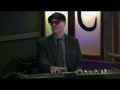 Brian Charette Quartet Featuring Ken Foswer at Chris' Jazz Cafe, Alligator Boogaloo