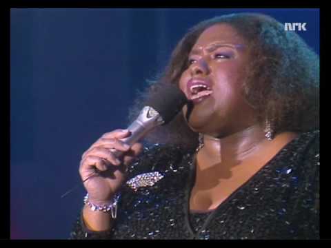 Jennifer Holiday - Read it in my eyes - TopPop 29/12/1987 LIVE VOCAL PERFORMANCE