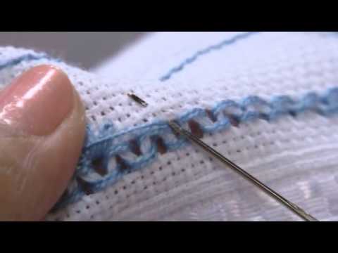 Toalha de lavabo em crivo com corte – Leila Jacob - Estilotex