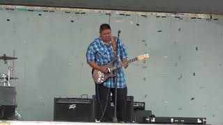 Michael Ray  -  Mighty River