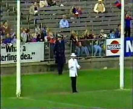 VFL football R 4 1985 Melbourne v Footscray